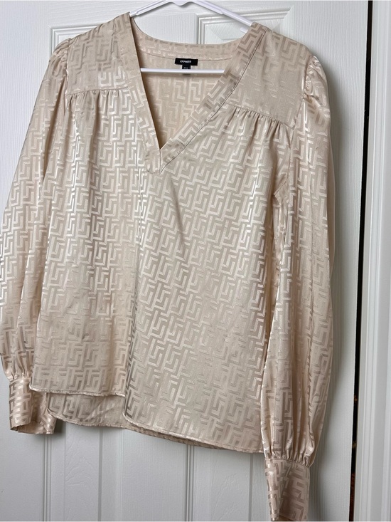 Express Tops - Express Cream Satin V-Neck Jacquard Blouse